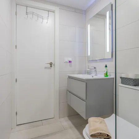 El Encanto Mit Terrasse By Interhome *